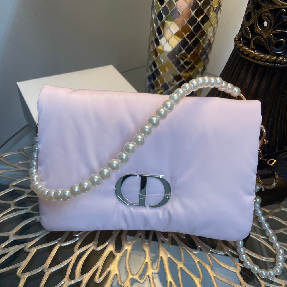 Dior - Picture 10 of 17